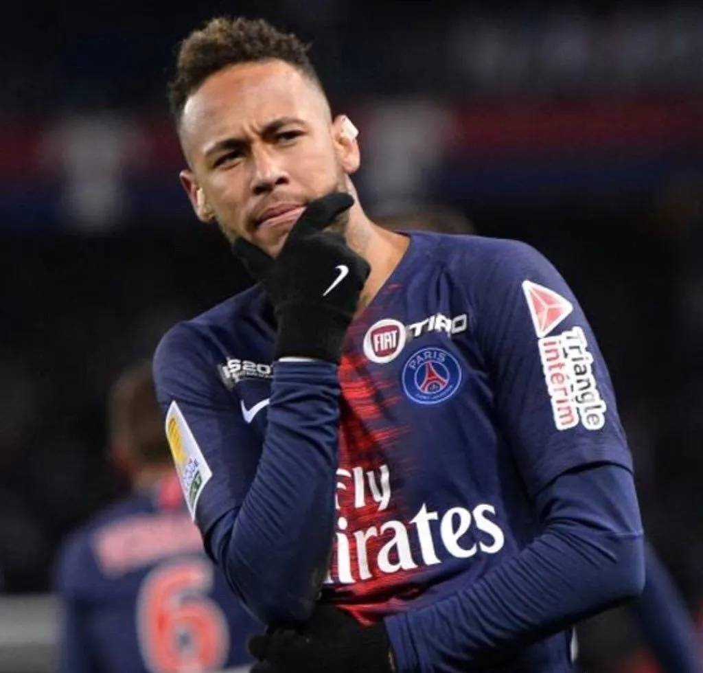 开云入口-包含内马尔在巴塞罗那比赛中出色防守,领先优势明显引发热议!上演精彩一战的词条