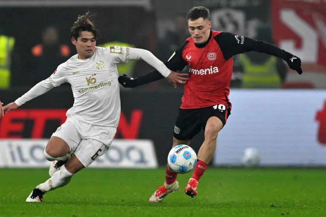 开云在线-包含皇家社会发布备战花絮，加时末段迎来里程碑，欧冠任务艰巨，资深球员宣示担当的词条